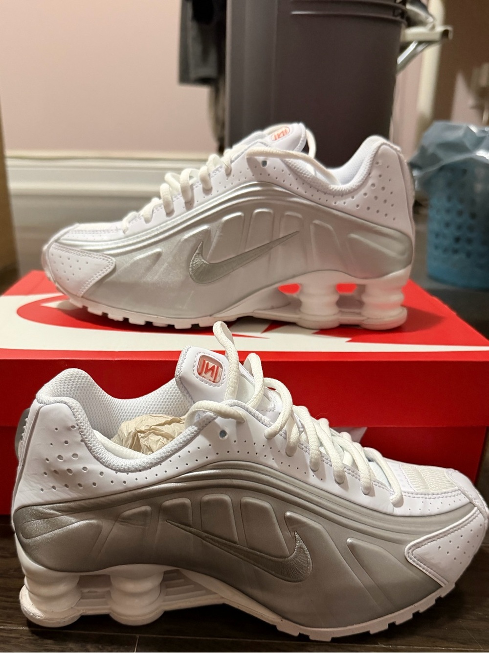 nike shox r4